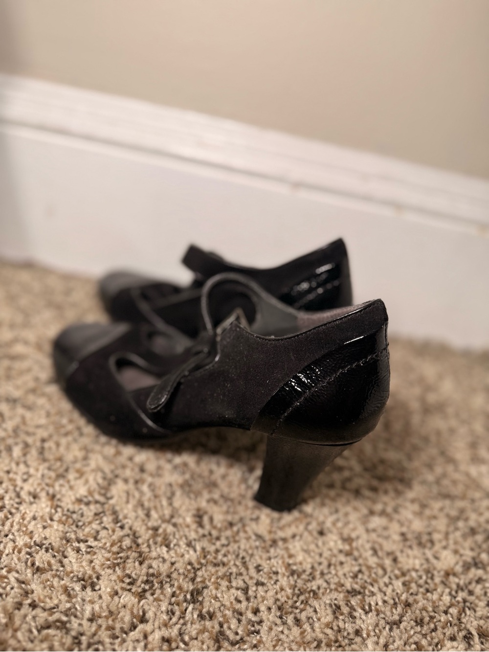 Aerosoles Black Mary Jane Heels Size 7
